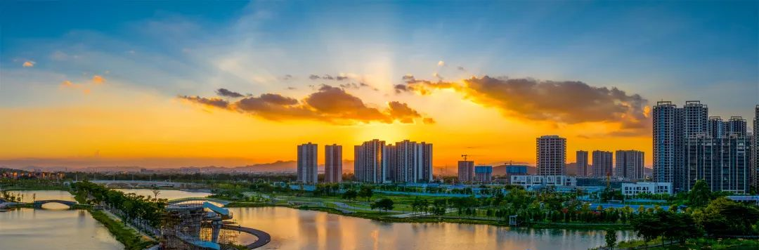 Another Cityscape Axis: Phase II of Minghu Park in Gaoming Opens to Public